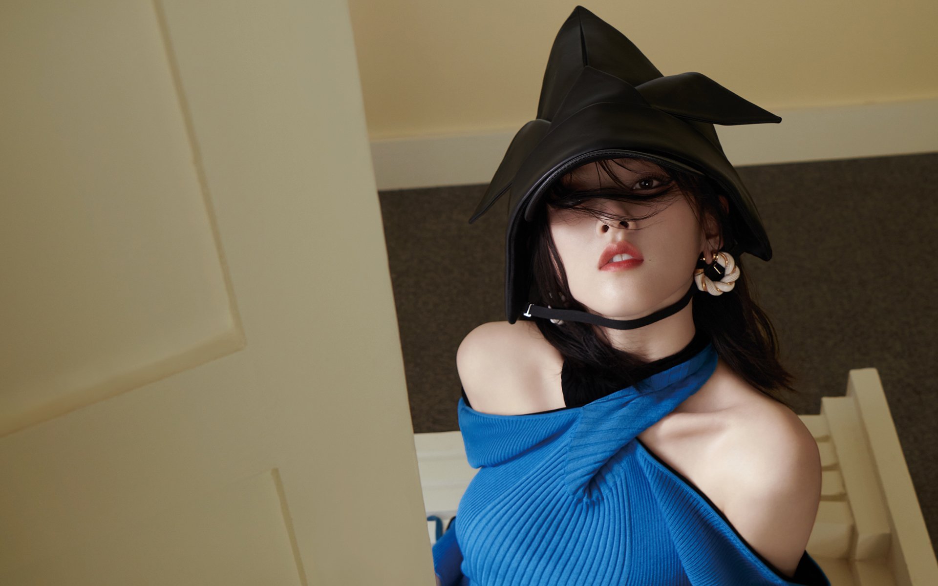 _青年街头表演:运动与艺术的交融_,运动街头风格